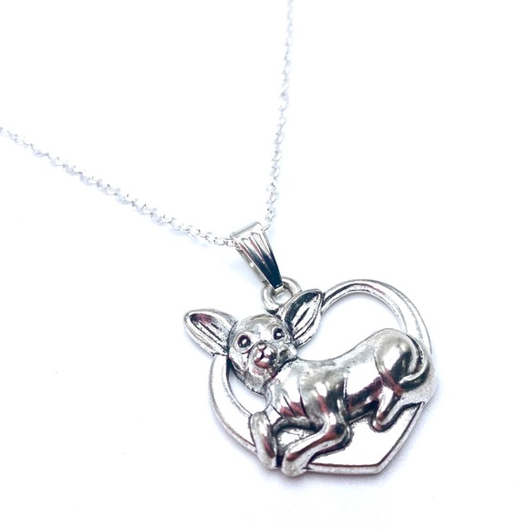 Chihuahua Necklace Heart Love Dog - Picture 5 of 5